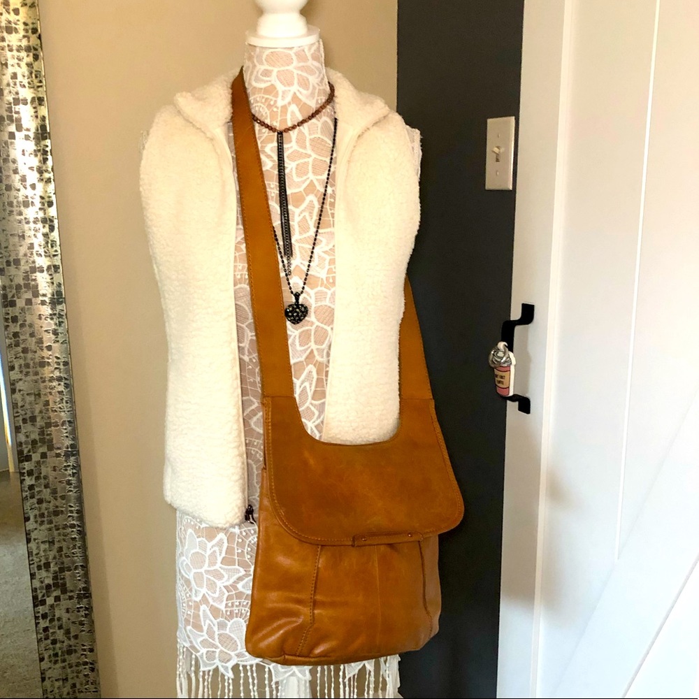 Leather Hobo brand crossbody - tan